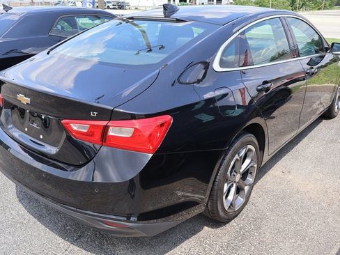 Used 2023 Chevrolet Malibu LT w/ Driver Confidence Package FWD image 3