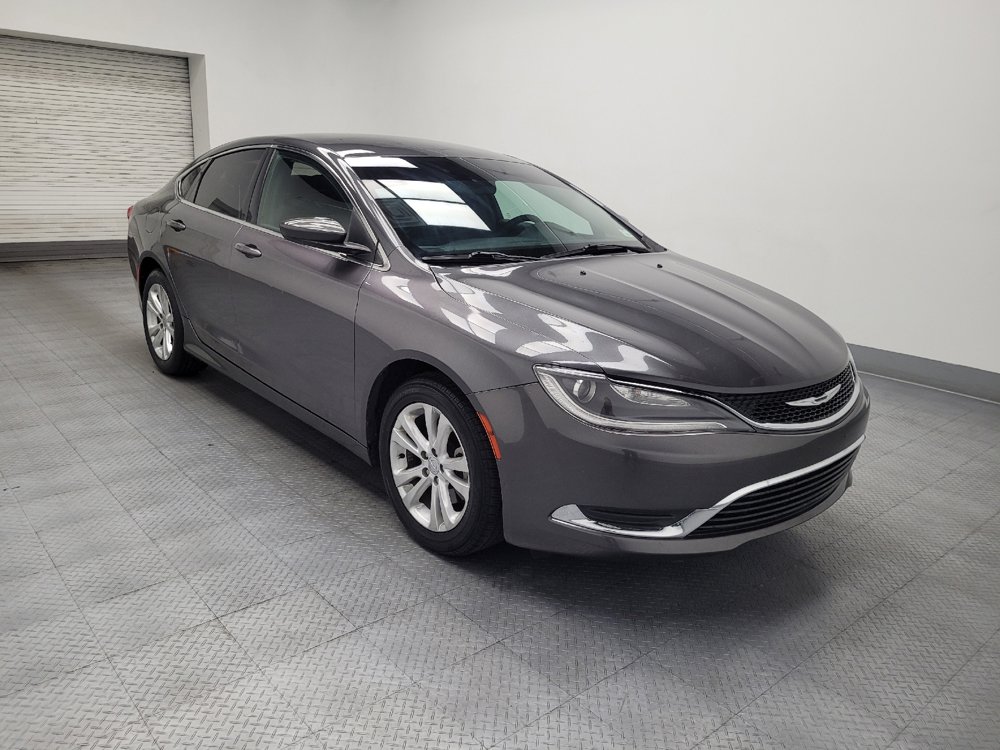 Used 2015 Chrysler 200 Limited FWD image 13