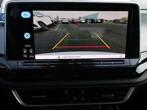 New 2026 Volkswagen Atlas Cross Sport SE image 29