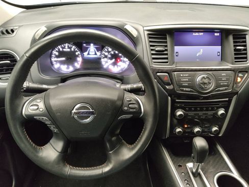 Used 2020 Nissan Pathfinder SV w/ Rock Creek Edition FWD image 22