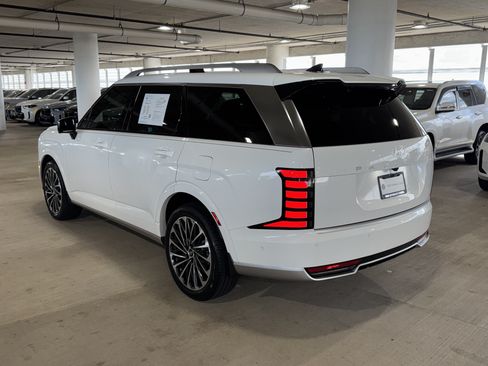 Used 2026 Hyundai Palisade Calligraphy FWD image 6