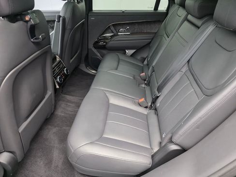 Used 2024 Land Rover Range Rover Sport Dynamic SE AWD/4WD image 14