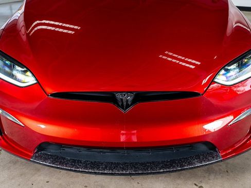 Used 2024 Tesla Model X image 15