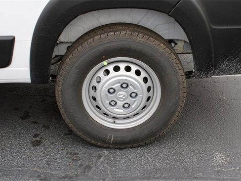 New 2025 RAM ProMaster 2500 w/ Convenience Group image 11