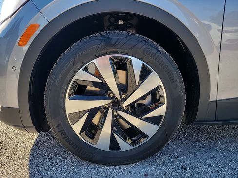 New 2025 Volkswagen ID.4 Pro image 10