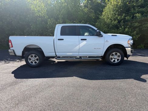 Used 2024 RAM 2500 Big Horn AWD/4WD image 24