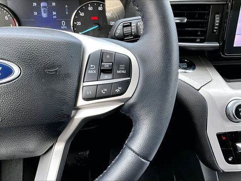 Used 2023 Ford Explorer XLT w/ Equipment Group 202A RWD image 25