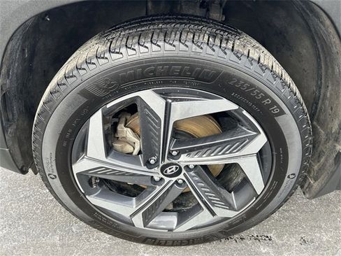 Used 2022 Hyundai Tucson Limited image 18