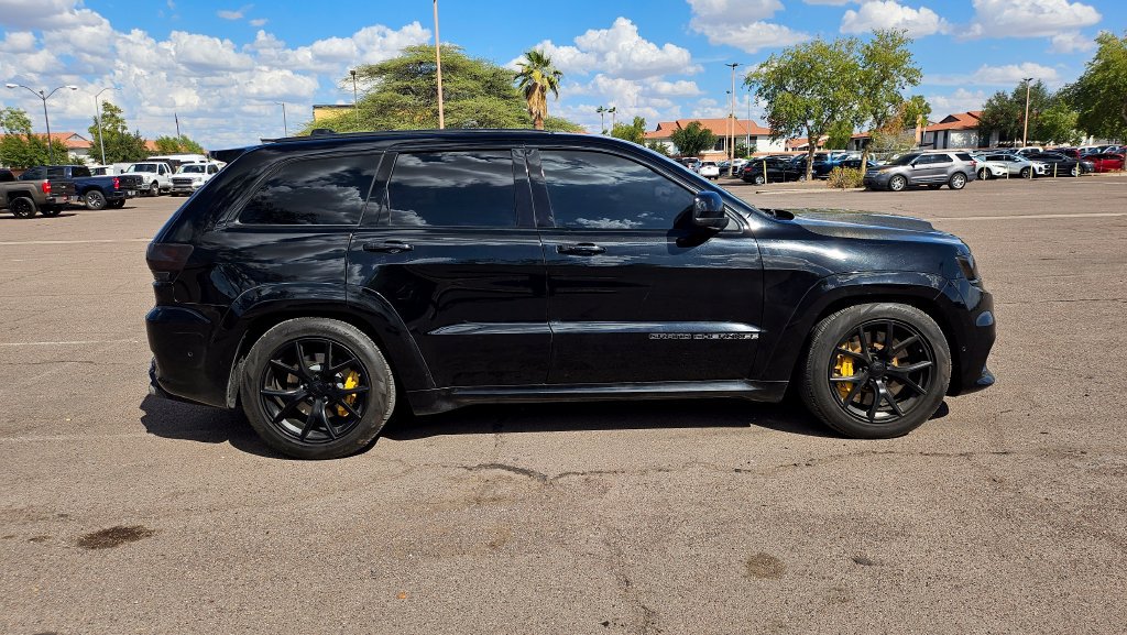 Used 2018 Jeep Grand Cherokee Trackhawk AWD/4WD image 12