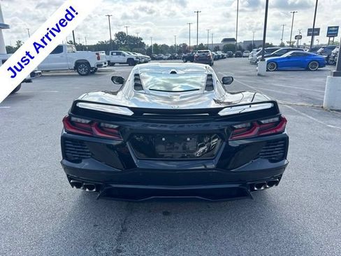 Used 2024 Chevrolet Corvette Stingray Preferred Cpe w/ Z51 Performance Package RWD image 3