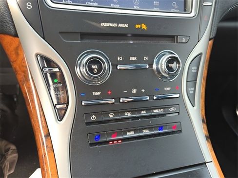 Used 2020 Lincoln Nautilus Reserve image 18