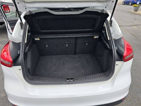Used 2017 Ford Focus SE FWD image 14