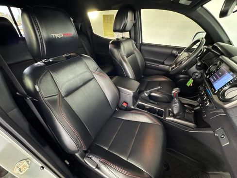 Used 2021 Toyota Tacoma TRD Pro AWD/4WD image 37