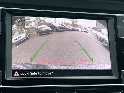 Used 2024 Volkswagen Jetta SE image 13