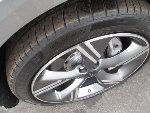 Used 2025 Genesis GV80 3.5T Prestige image 12