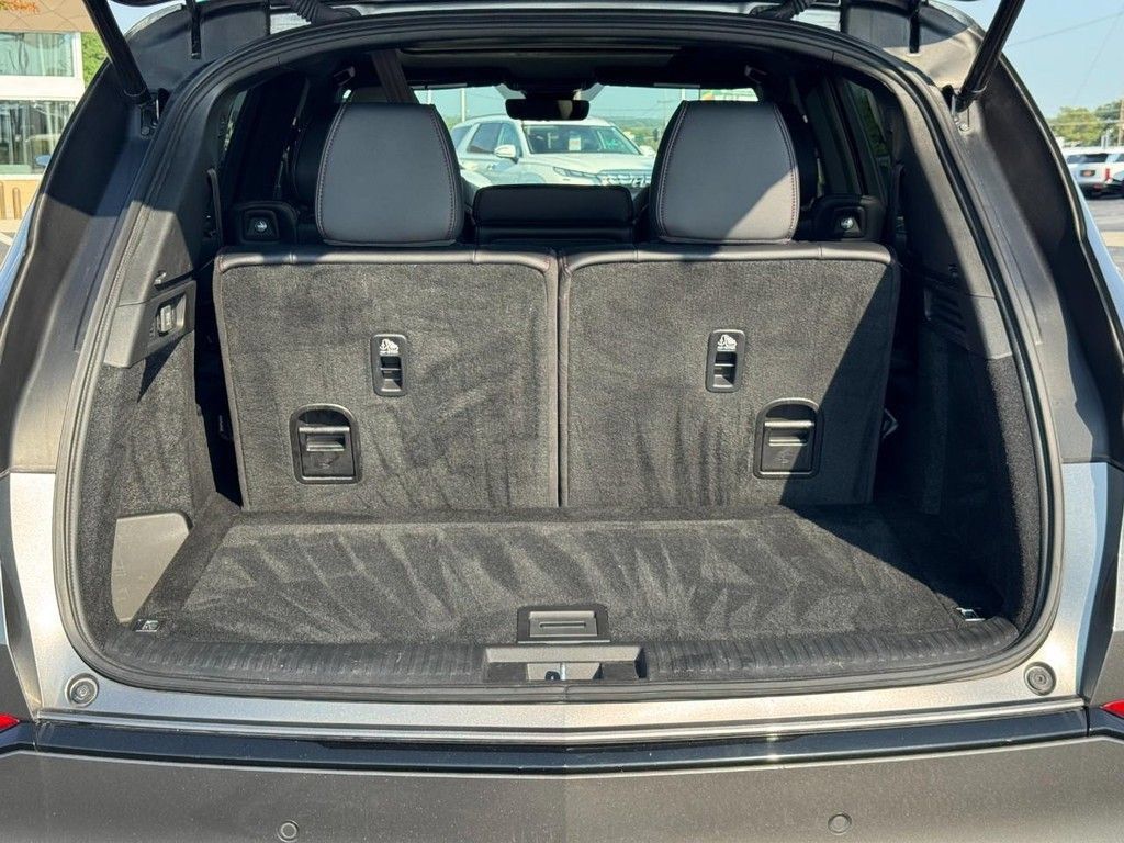 Used 2023 Acura MDX A-Spec AWD/4WD image 4