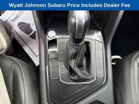 Used 2021 Volkswagen Tiguan SEL FWD image 23