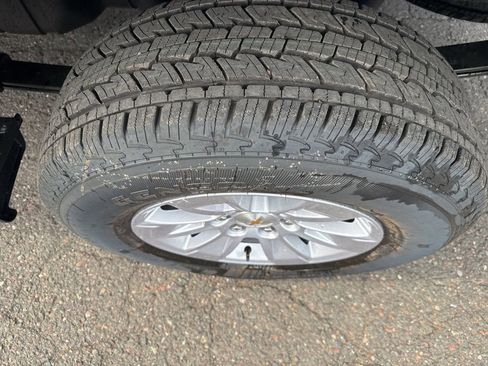 New 2025 Chevrolet Silverado 1500 LT w/ Convenience Package II image 11