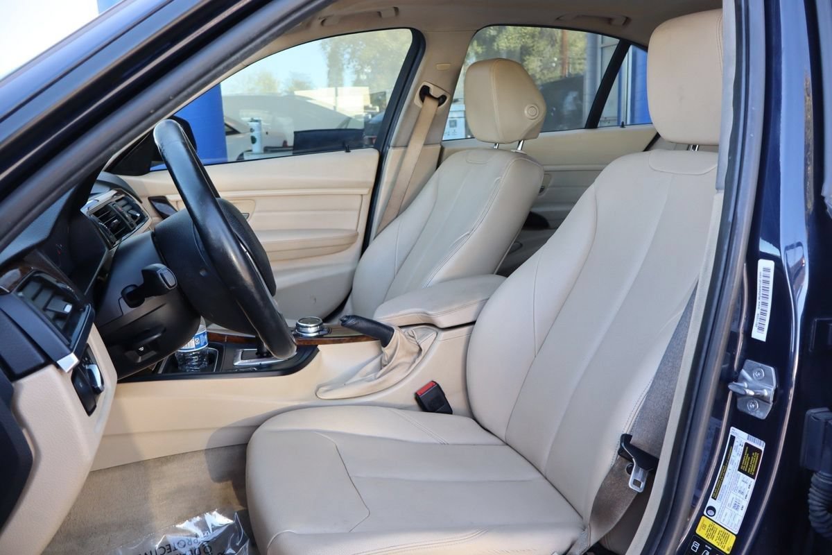 Used 2015 BMW 328i xDrive Sedan AWD/4WD image 10