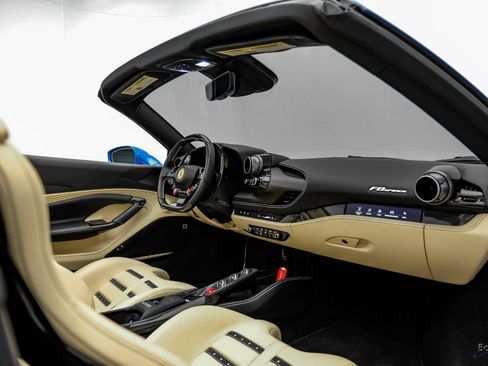 Used 2023 Ferrari F8 Tributo RWD image 56