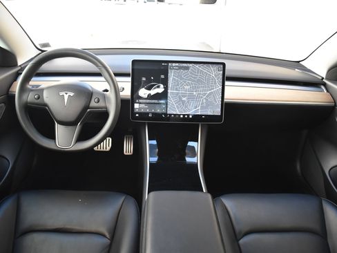 Used 2023 Tesla Model 3 Standard Range image 26