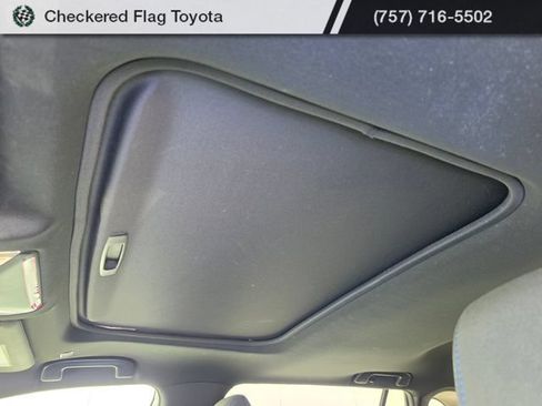 Used 2023 Toyota RAV4 SE w/ Convenience Package AWD/4WD image 16