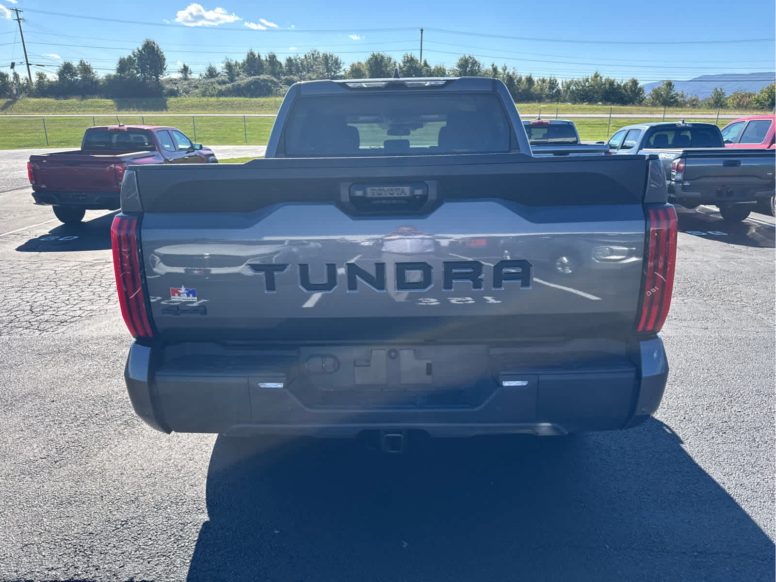 Used 2024 Toyota Tundra SR5 w/ SR5 Convenience Package AWD/4WD image 28