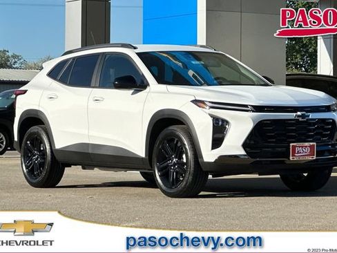 New 2026 Chevrolet Trax ACTIV w/ Driver Confidence Package FWD image 1