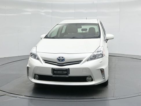 Used 2014 Toyota Prius V Five image 53