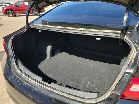 Used 2025 Chevrolet Malibu LS image 15