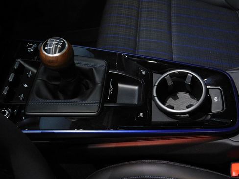 Used 2025 Porsche 911 Carrera T image 19