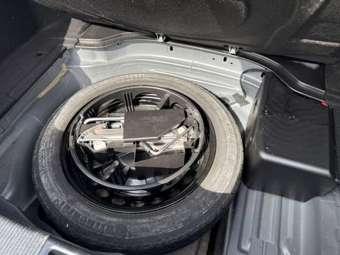 Used 2013 Mercedes-Benz C 300 4MATIC Sedan image 20