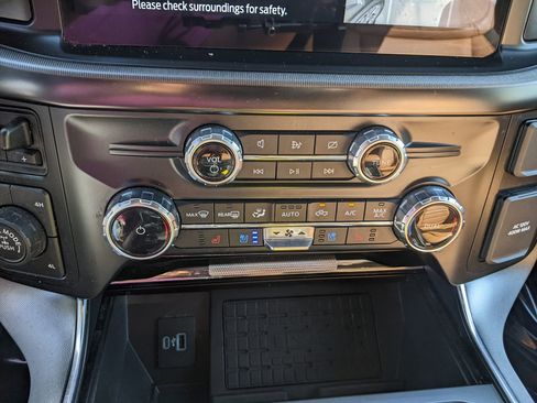 Used 2023 Ford F150 Platinum w/ Equipment Group 701A High image 30