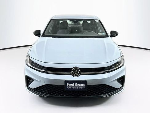 Certified 2025 Volkswagen Jetta Sport FWD image 2