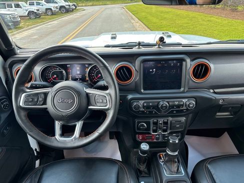 Used 2022 Jeep Gladiator Mojave w/ LED Lighting Group AWD/4WD image 15