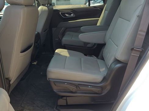 Used 2022 Chevrolet Tahoe LT w/ LT Signature Package image 13