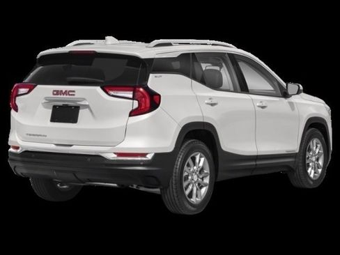 Used 2022 GMC Terrain AT4 w/ Infotainment Package II image 2