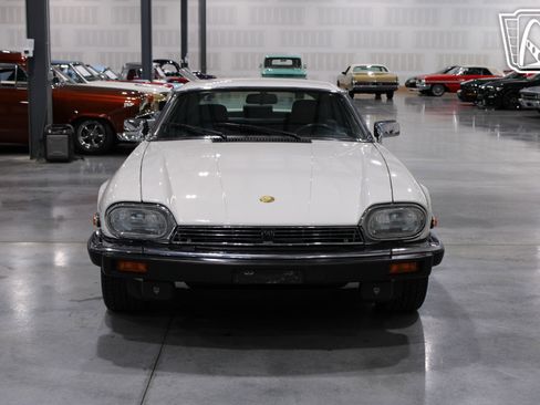 Used 1991 Jaguar XJS V12 image 23