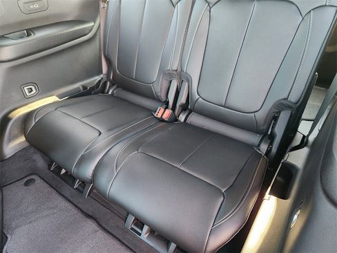 New 2025 Jeep Grand Cherokee L Limited w/ Trailer Tow Package image 21