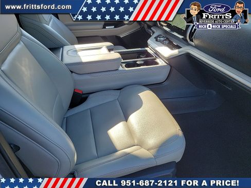 Certified 2025 Ford Expedition Active AWD/4WD image 16