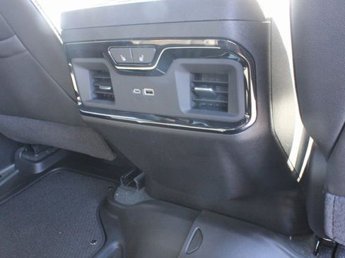 New 2026 GMC Sierra 2500 AT4 w/ AT4 Premium Plus Package image 32