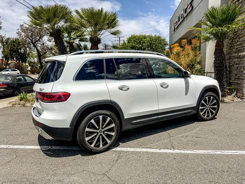 Used 2022 Mercedes-Benz GLB 250 4MATIC image 7