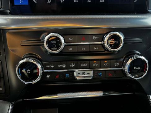 New 2025 Ford F150 Lariat w/ Equipment Group 501A Mid image 28