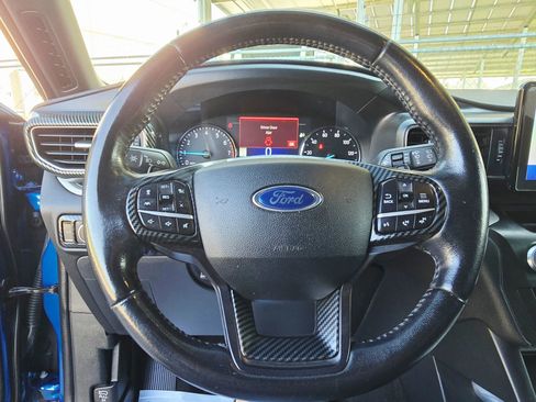 Used 2020 Ford Explorer XLT w/ Equipment Group 202A image 17