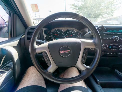 Used 2014 GMC Sierra 2500 SLE w/ SLE Preferred Package image 23