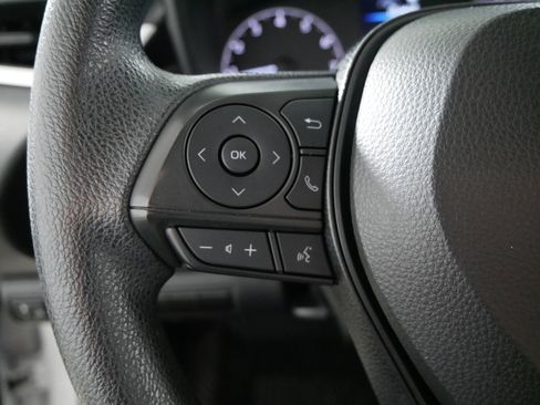 Used 2024 Toyota Corolla LE image 27