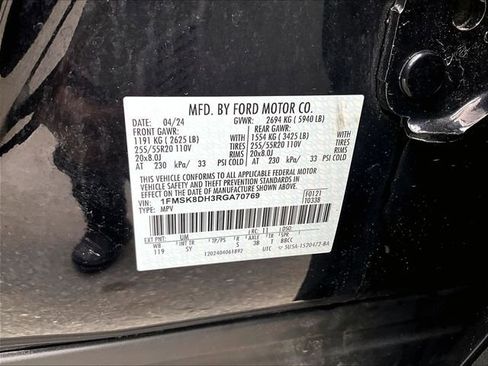 Used 2024 Ford Explorer XLT w/ Equipment Group 202A image 34