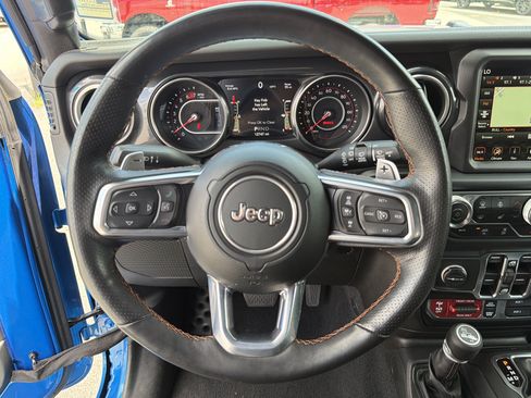 Used 2021 Jeep Wrangler Unlimited Rubicon w/ Xtreme Recon 35" Tire Package AWD/4WD image 28