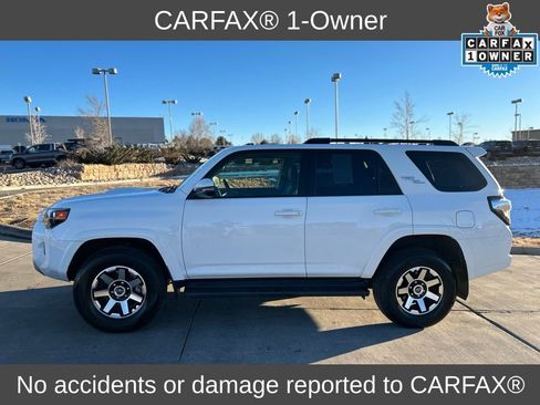 Used 2024 Toyota 4Runner TRD Off-Road Premium image 2