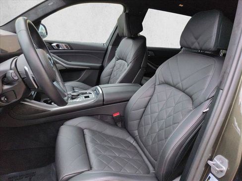 Used 2026 BMW X7 xDrive40i w/ M Sport Package AWD/4WD image 4